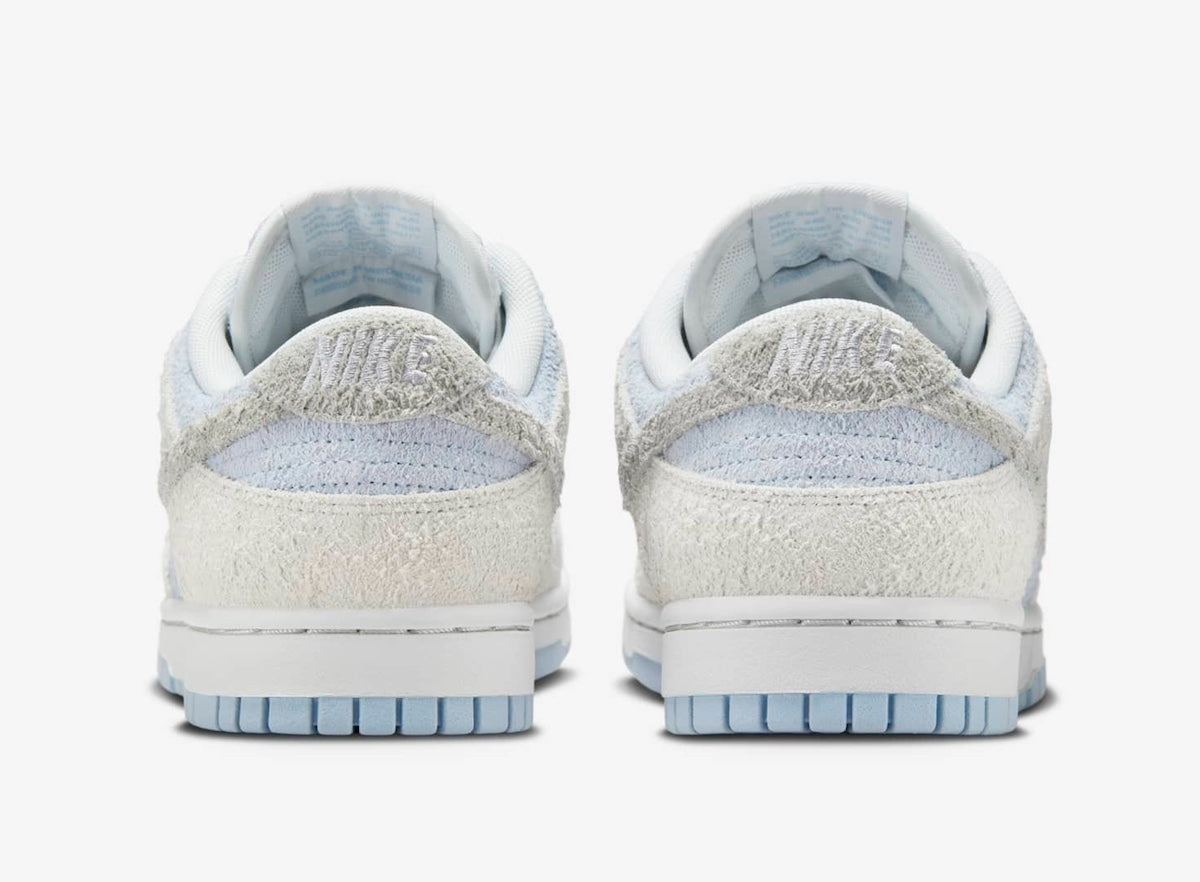 Nike Dunk Low WMNS “Light Armoury Blue / Photon Dust”