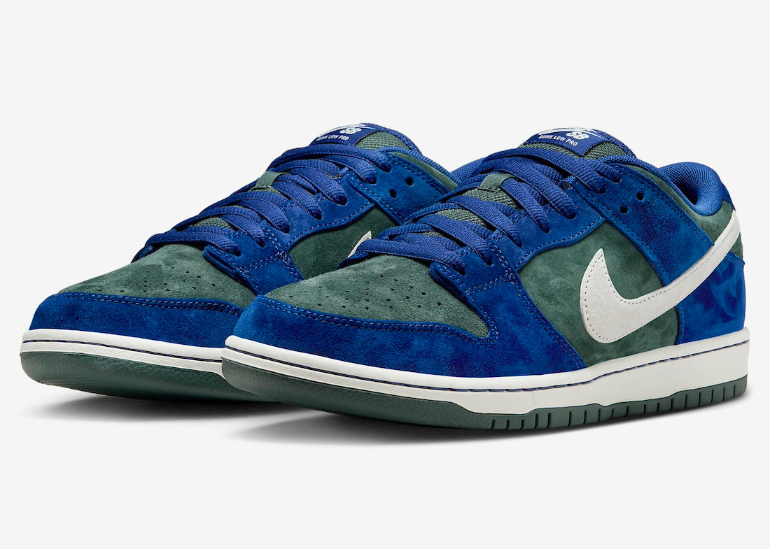 Nike SB Dunk Low Pro “Deep Royal Blue / Vintage Green”