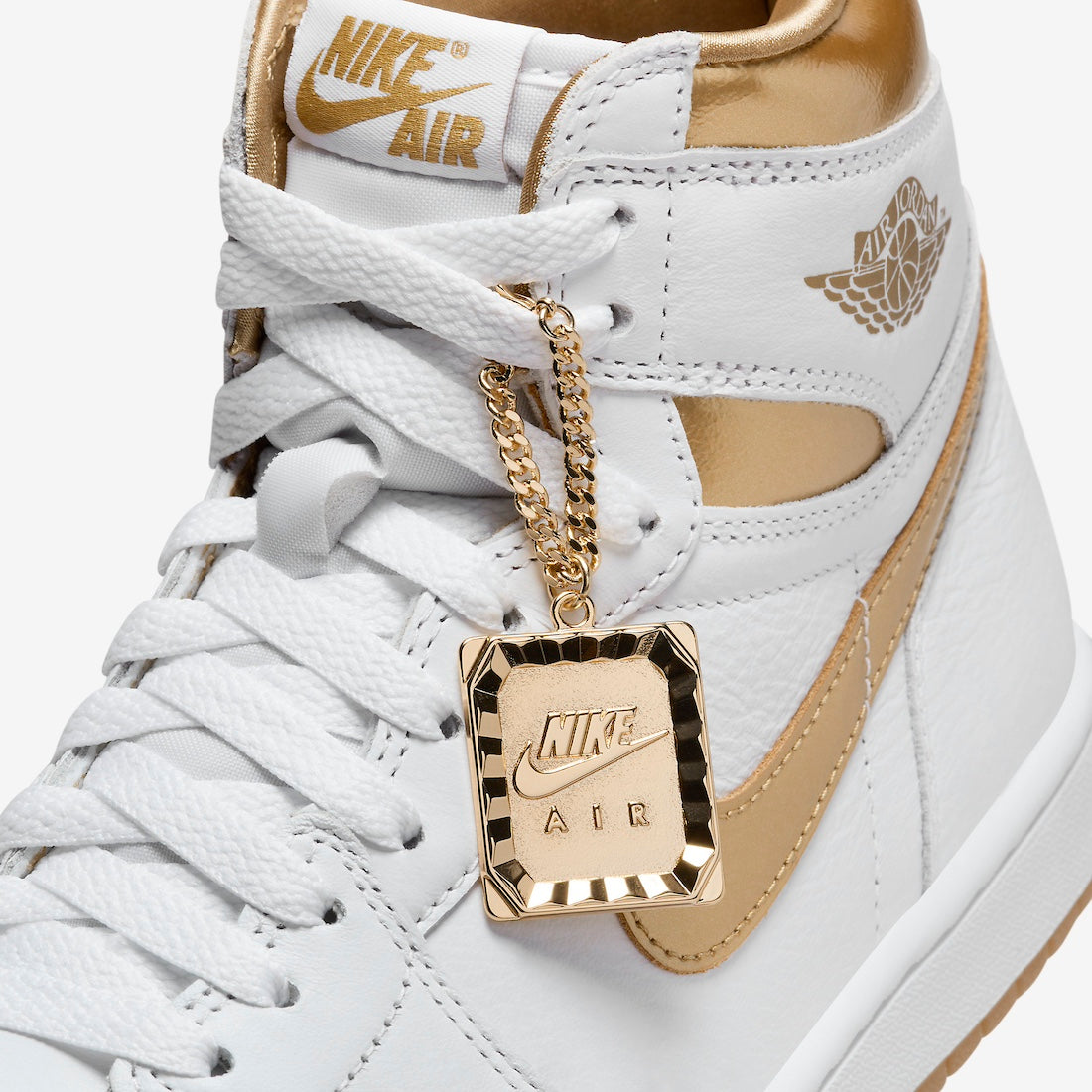 Air Jordan 1 High WMNS “Metallic Gold”