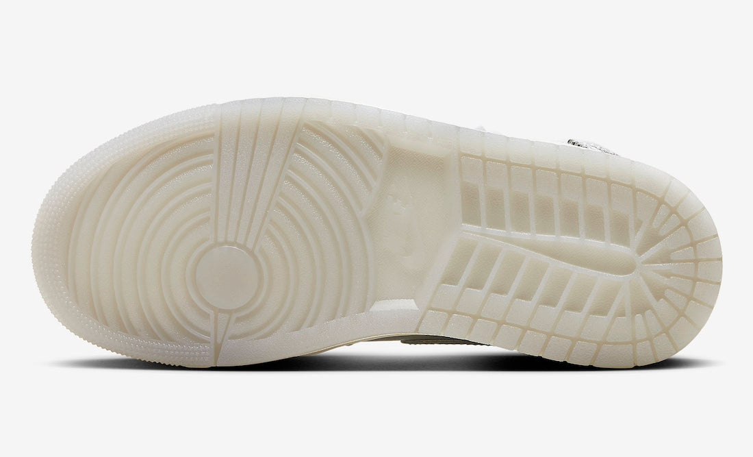 Air Jordan 1 High WMNS “Chrome”