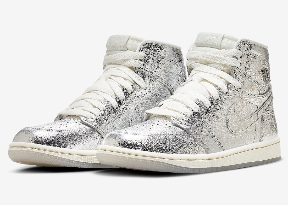 Air Jordan 1 High WMNS “Chrome”