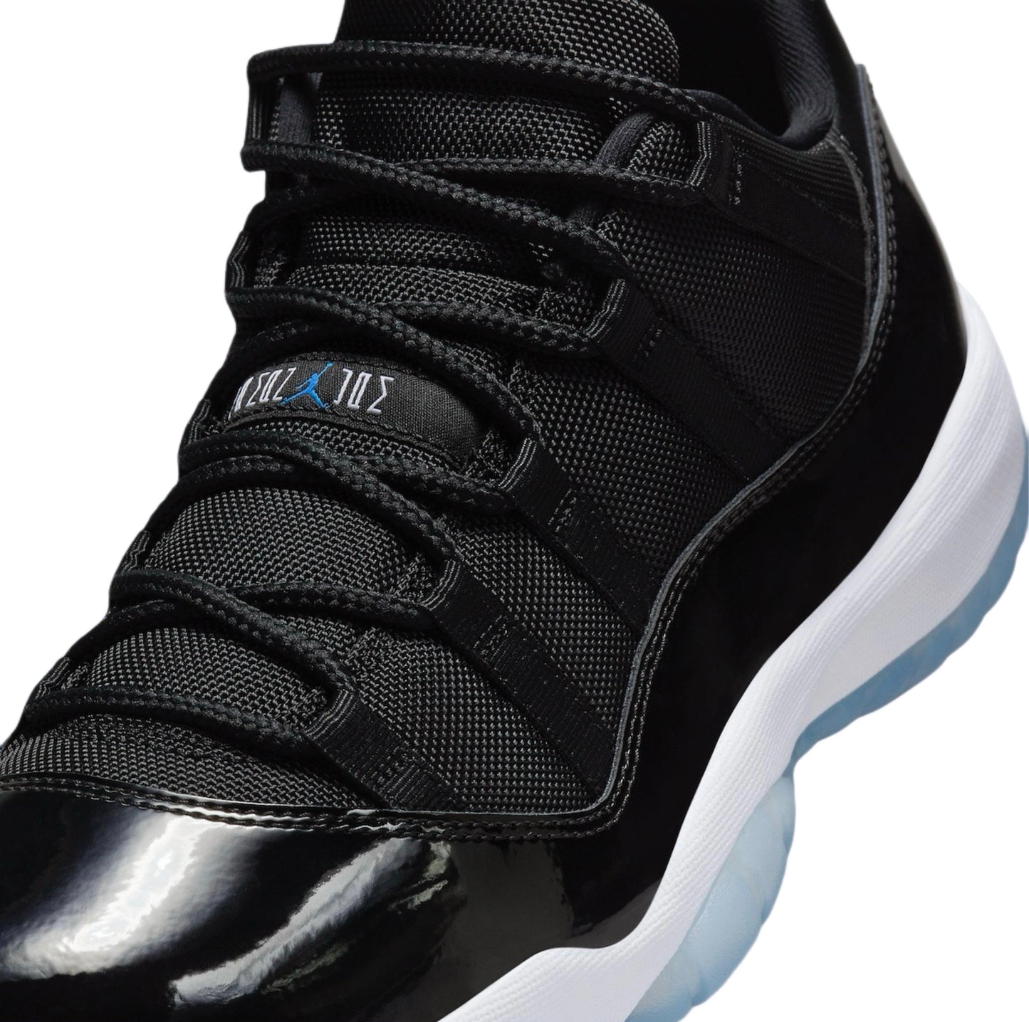 Air Jordan 11 Low “Space Jam”