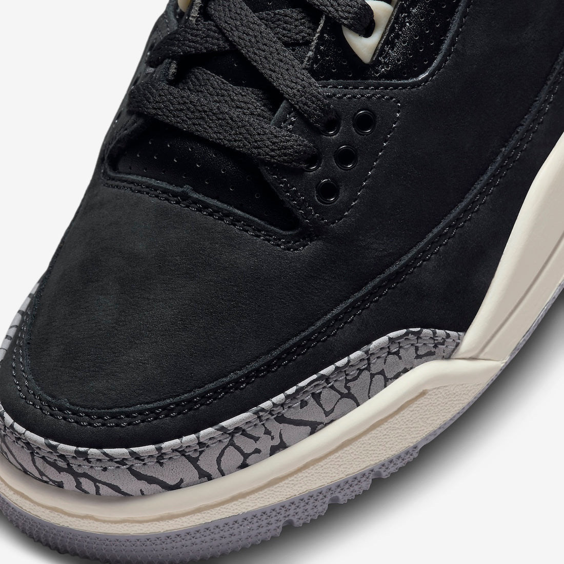 Air Jordan 3 WMNS “Off-Noir”