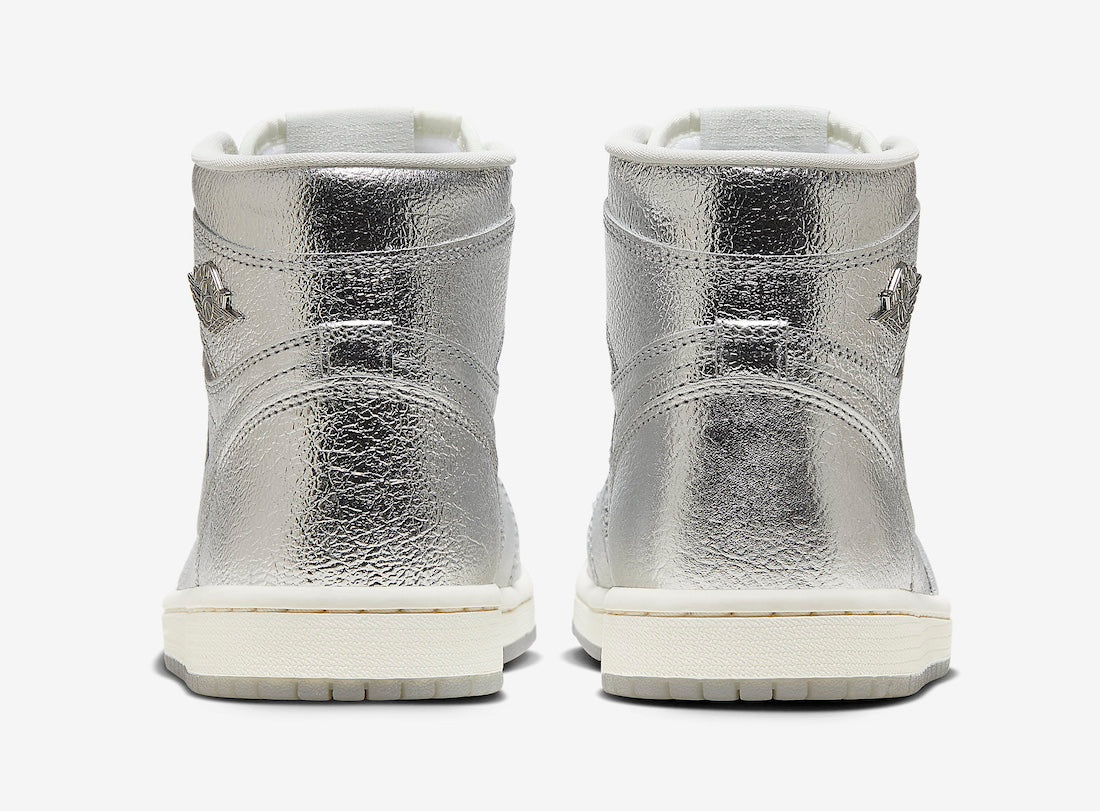 Air Jordan 1 High WMNS “Chrome”