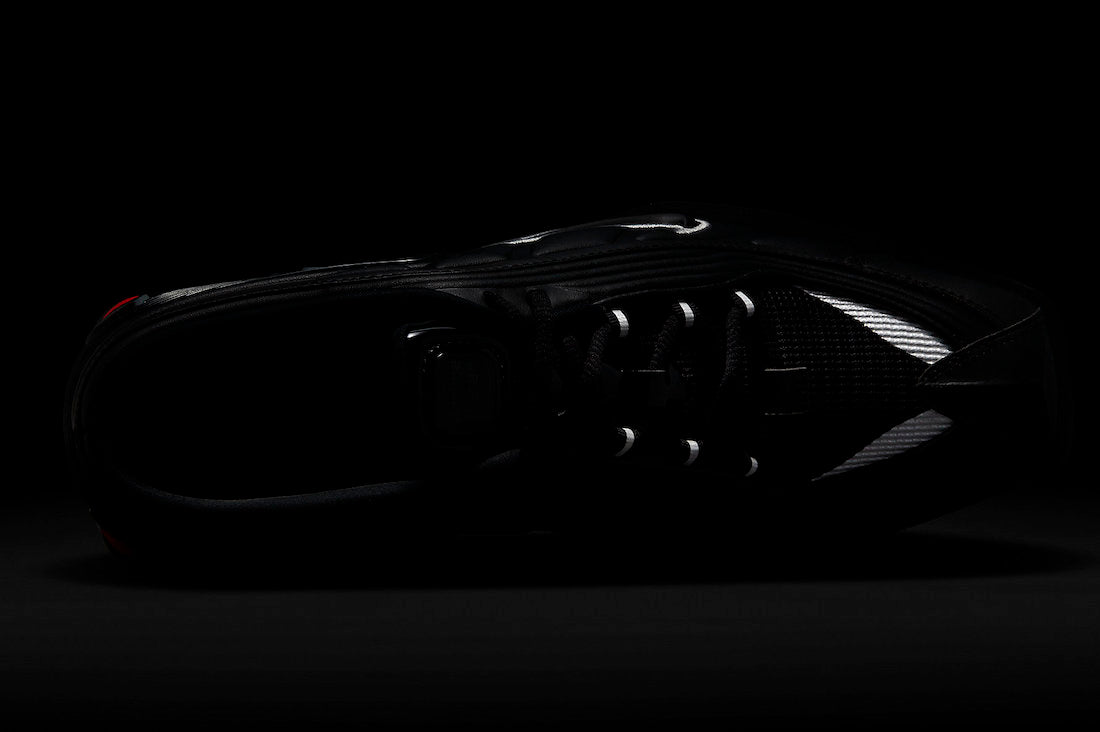 Martine Rose x Nike Shox Mule MR4 WMNS “Black Comet Red”