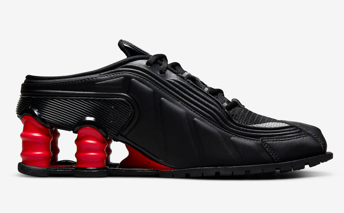 Martine Rose x Nike Shox Mule MR4 WMNS “Black Comet Red”