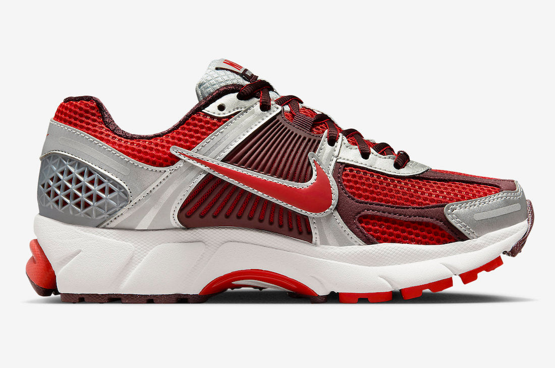 Nike Zoom Vomero 5 WMNS “Mystic Red”