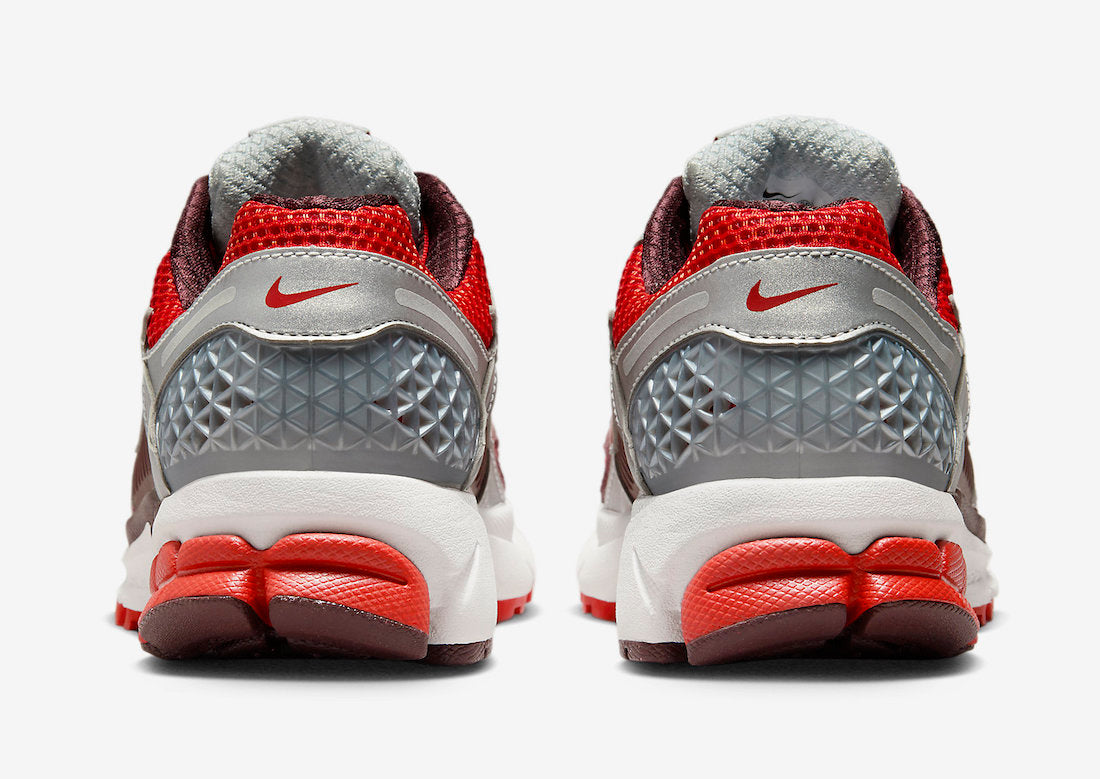Nike Zoom Vomero 5 WMNS “Mystic Red”