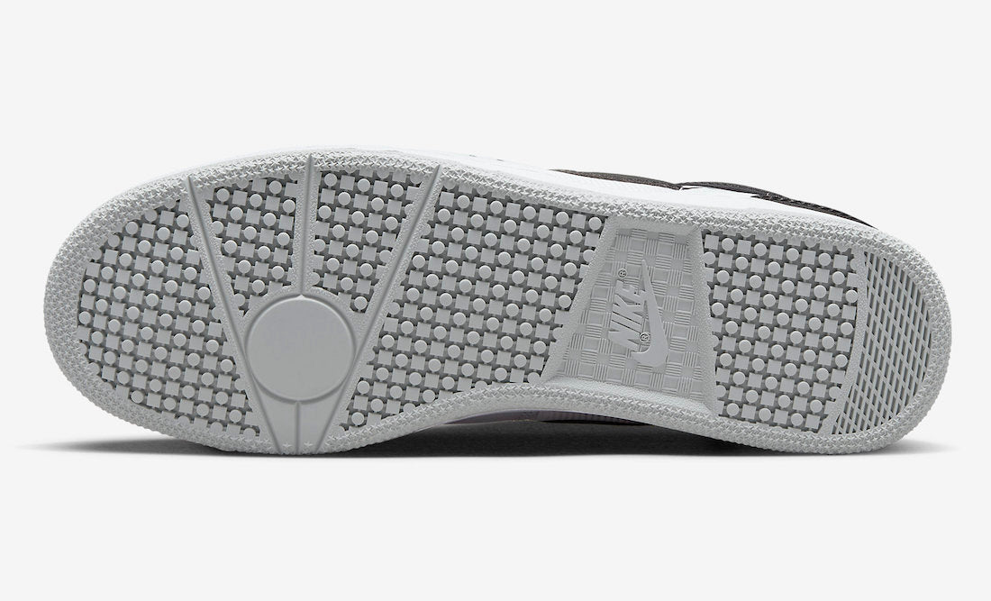 Nike Mac Attack “White / Black”