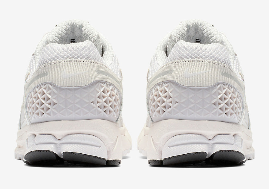 Nike Air Zoom Vomero 5 “Vast Grey”