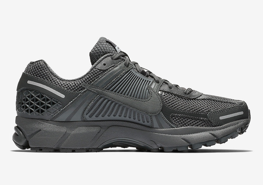 Nike Air Zoom Vomero 5 “Anthracite”