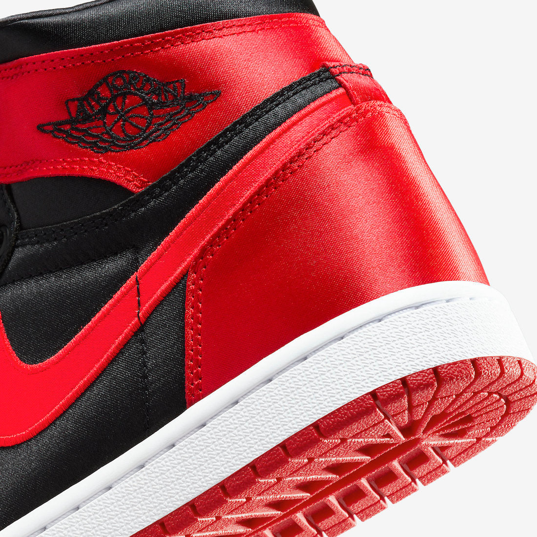 Air Jordan 1 High WMNS “Satin Bred”