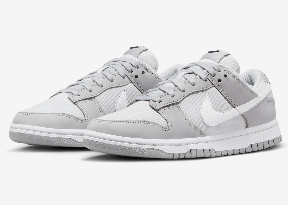 Nike Dunk Low WMNS “Light Smoke Grey”