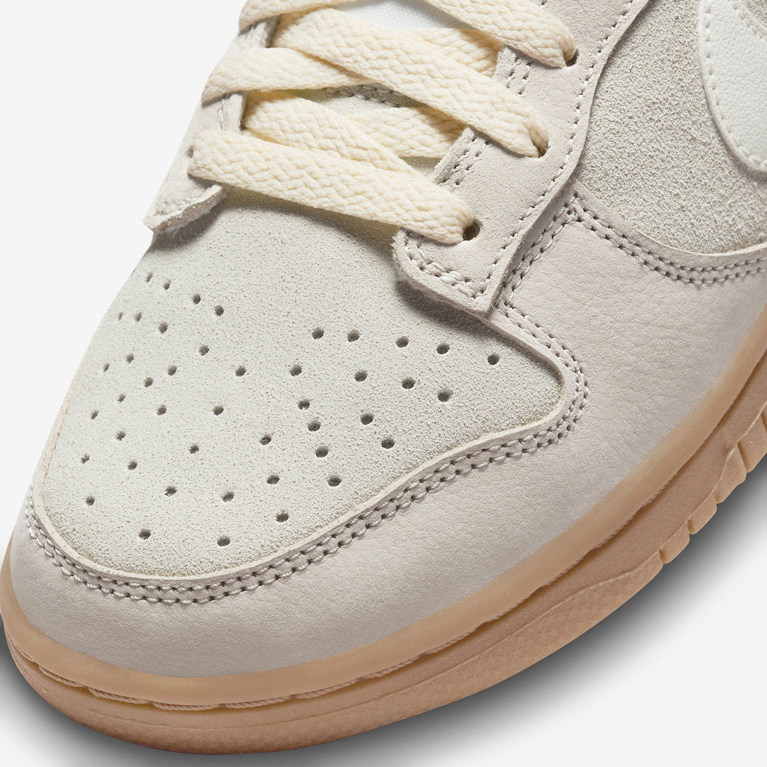 Nike Dunk Low WMNS “Hangul Day”