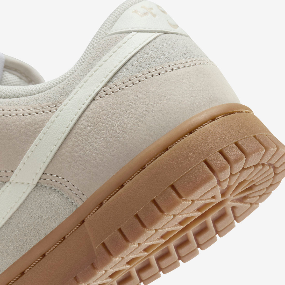 Nike Dunk Low WMNS “Hangul Day”