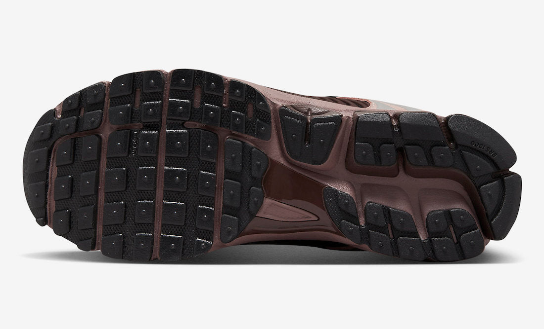 Nike Zoom Vomero 5 WMNS “Plum Eclipse”