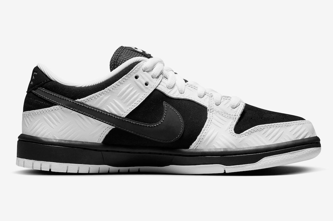 TIGHTBOOTH® x Nike SB x Nike Dunk Low Pro