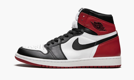 Air Jordan 1 High "Black Toe" 2016