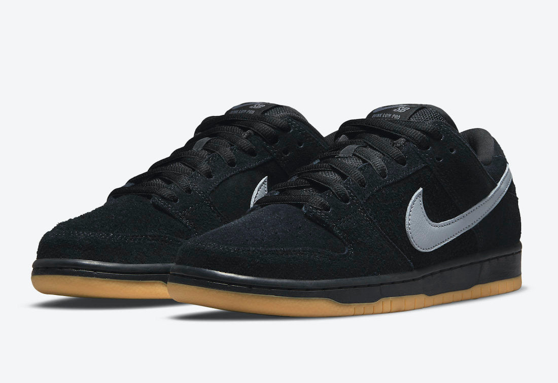 Nike SB Dunk Low “Fog”