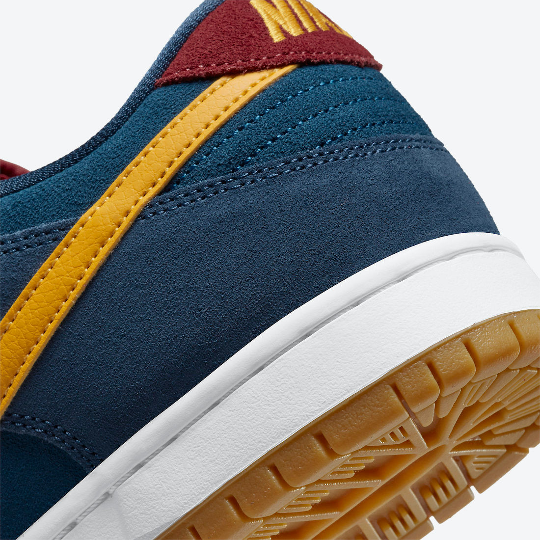 Nike SB Dunk Low “Barcelona"