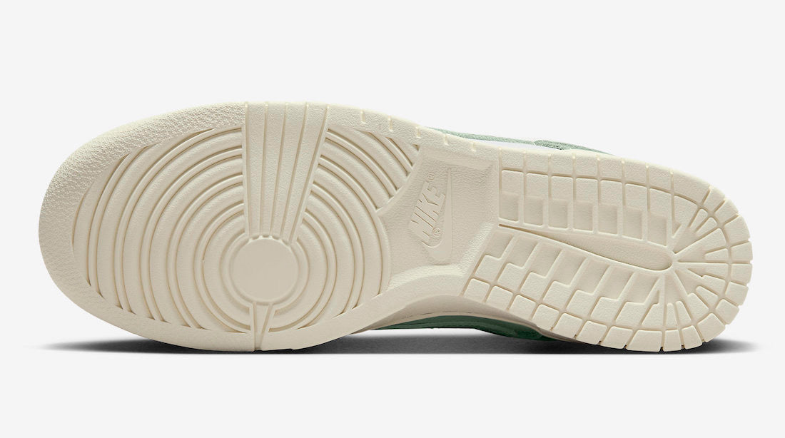 Nike Dunk Low “Mica Green”