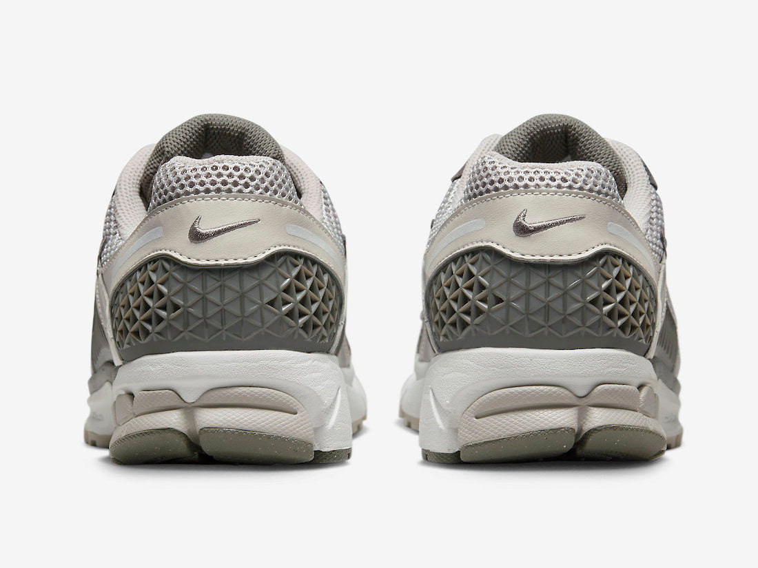 Nike Air Zoom Vomero 5 “Light Iron Ore”