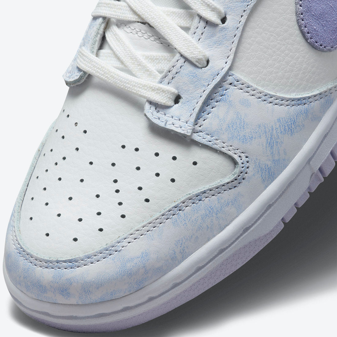 Nike Dunk Low WMNS "Purple Pulse"