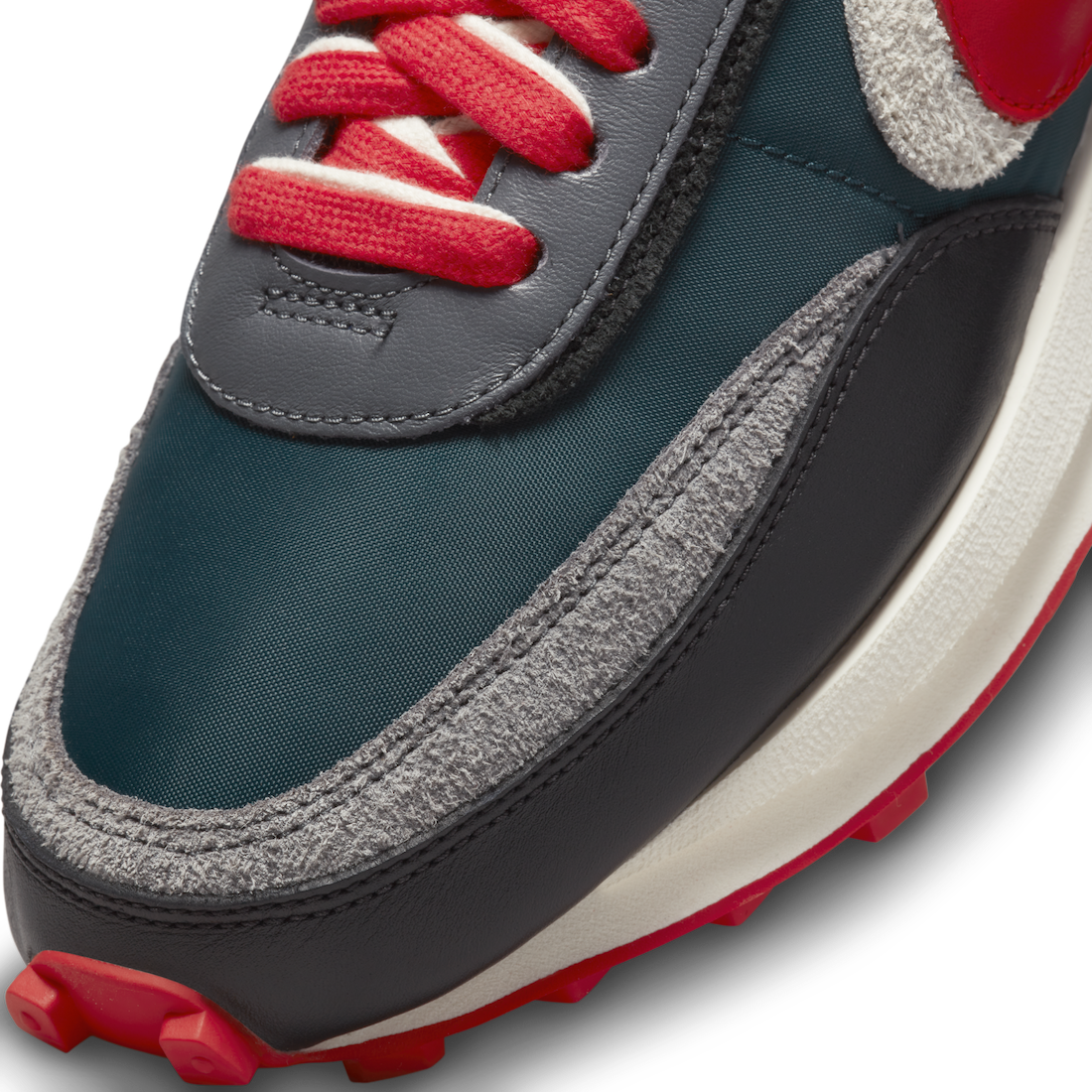 Sacai x UNDERCOVER x Nike LDWaffle “Midnight Spruce / University Red”