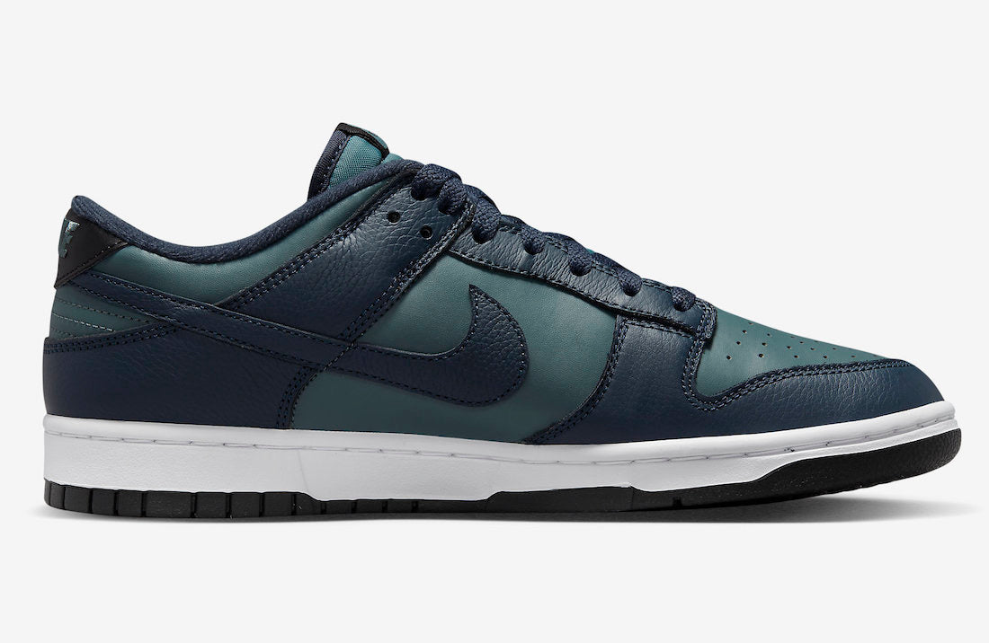 Nike Dunk Low “Armory Navy”