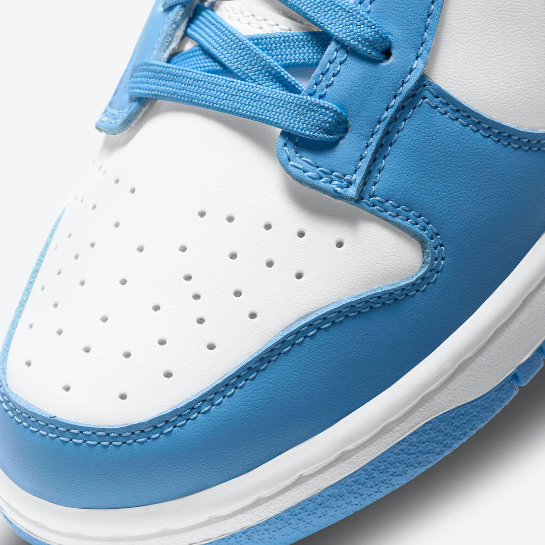 Nike Dunk Low "University Blue"