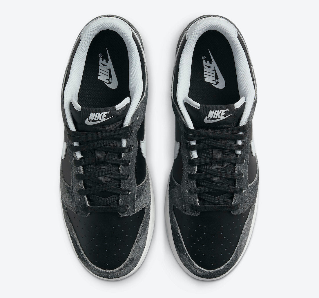 Nike Dunk Low "Zebra"