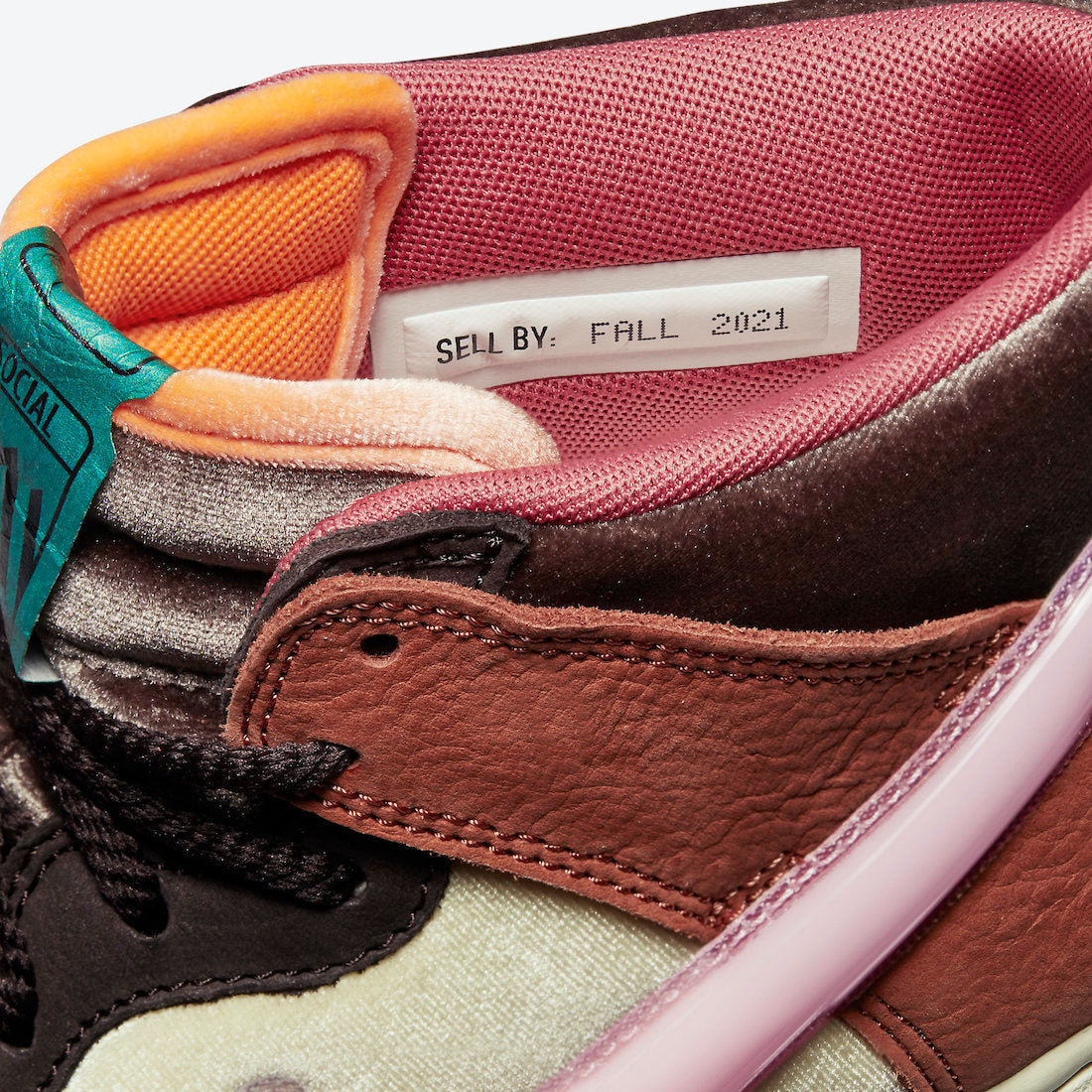 Social Status x Nike Dunk Mid “Chocolate Milk”