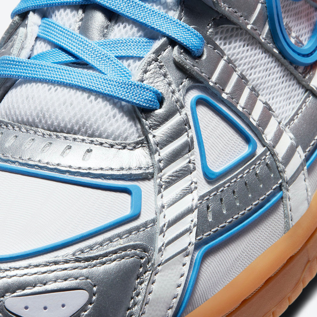 Off-White x Nike Air Rubber Dunk "University Blue"