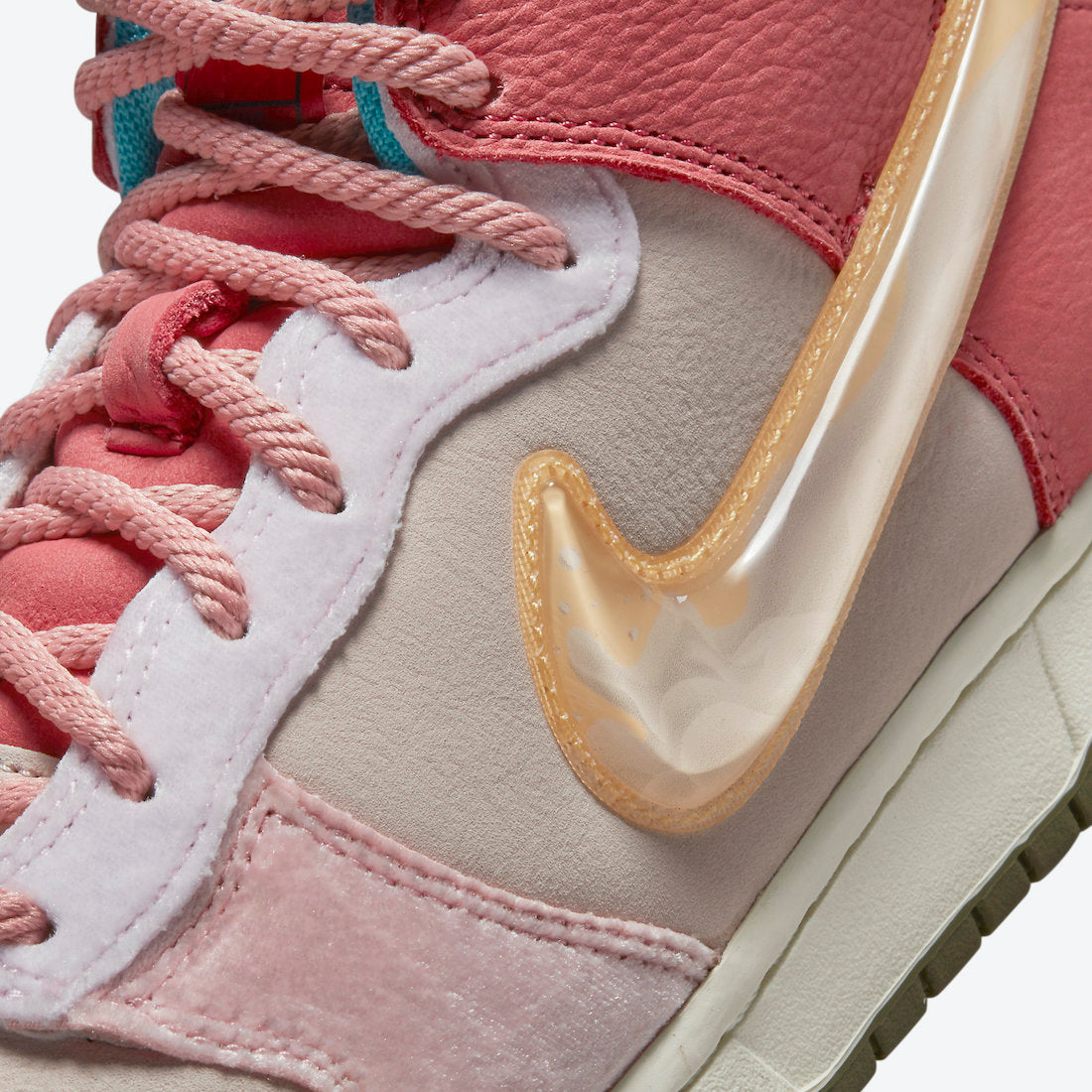Social Status x Nike Dunk Mid “Strawberry Milk”