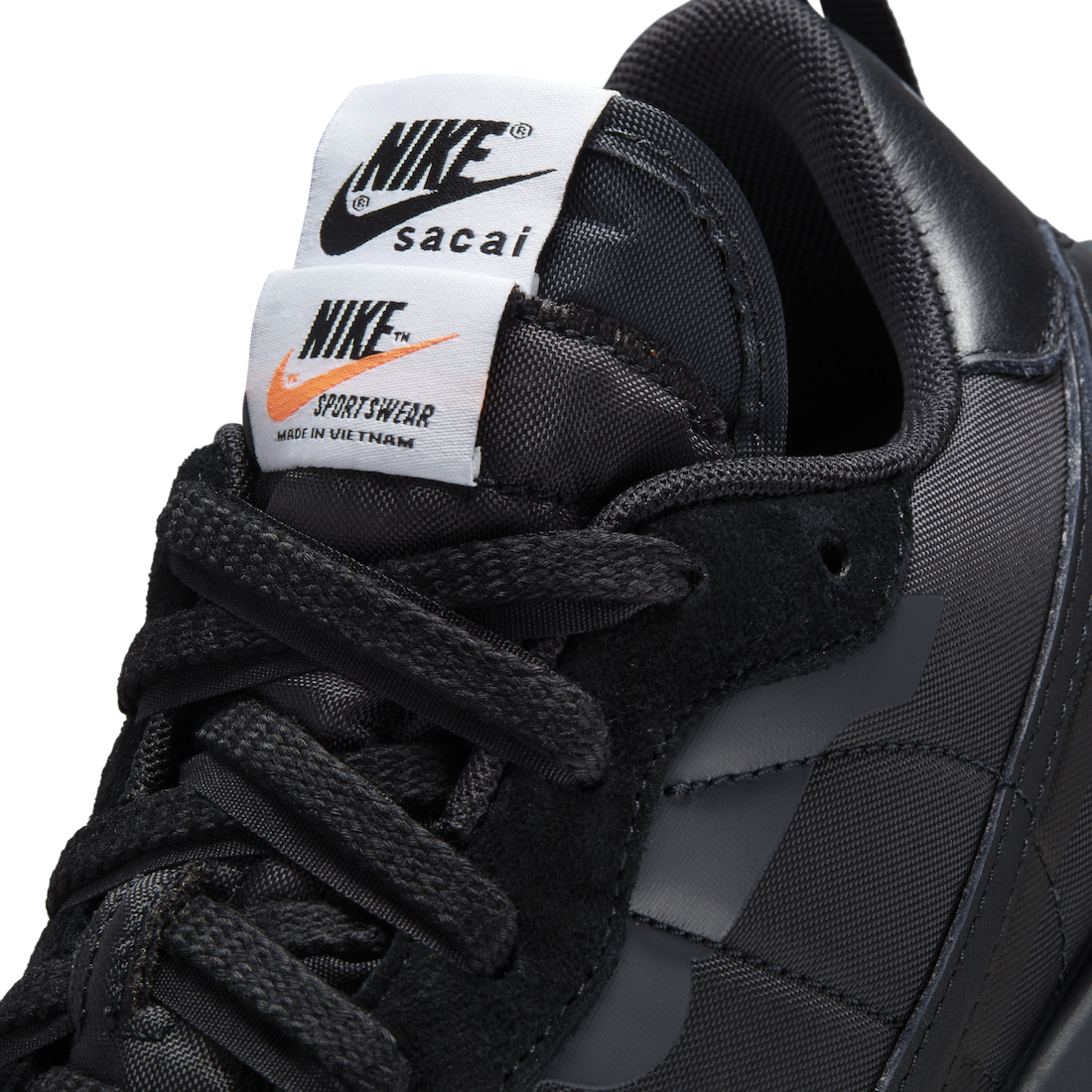 Sacai x Nike VaporWaffle "Triple Black"