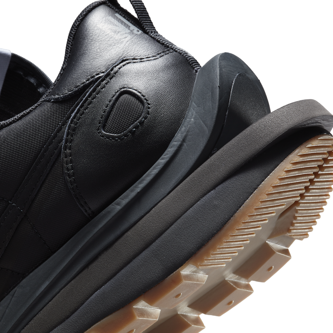 Sacai x Nike VaporWaffle "Triple Black"