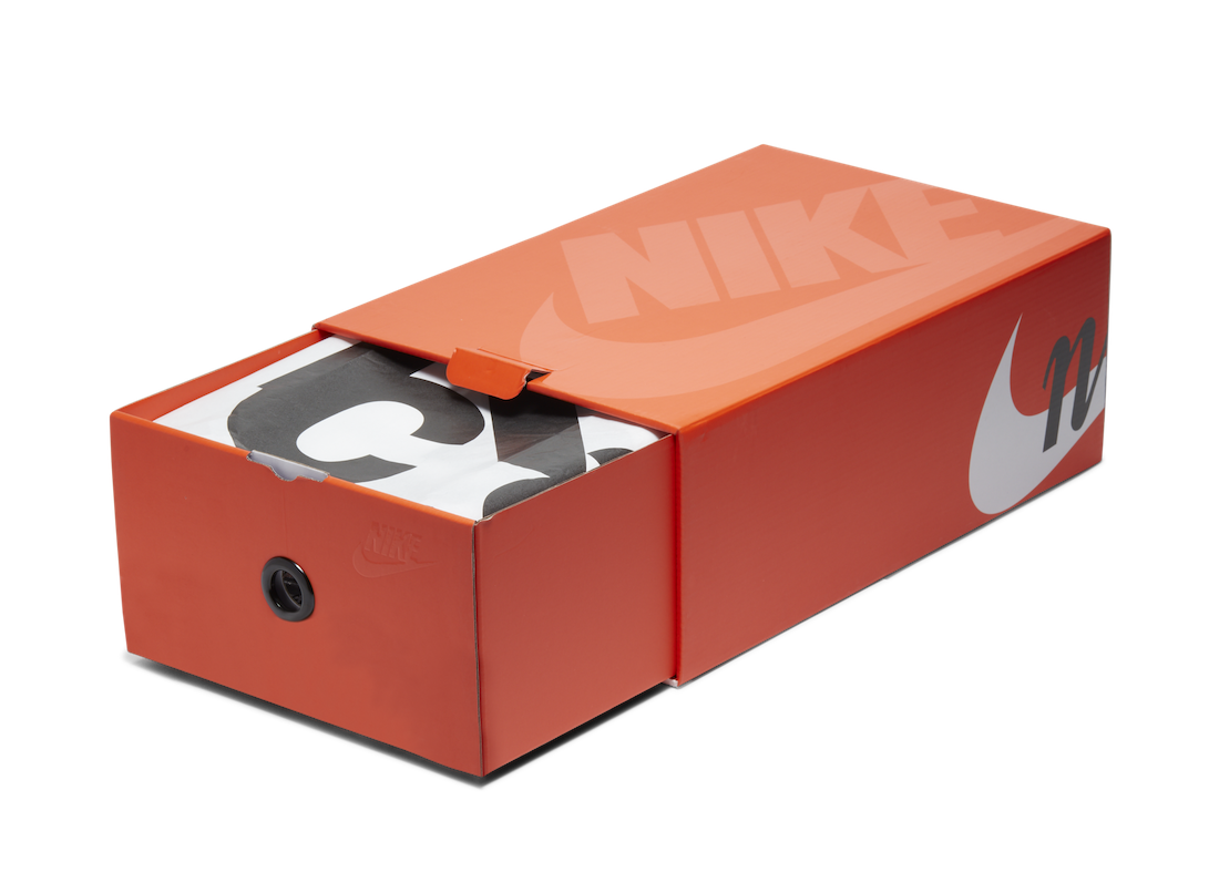 Sacai x Nike VaporWaffle "Triple Black"