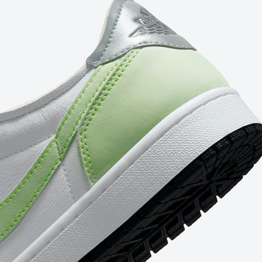 Air Jordan 1 Low "Ghost Green"