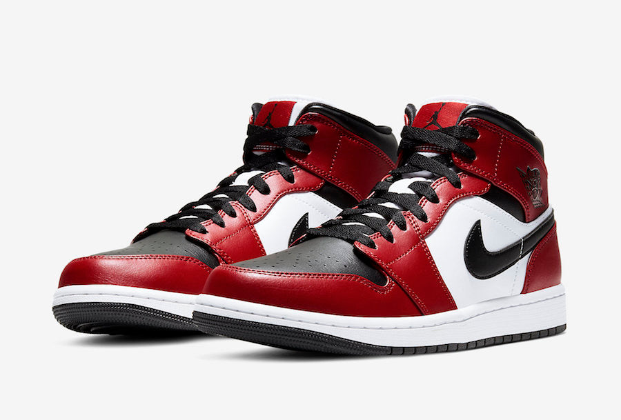Air Jordan 1 Mid "Chicago Black Toe"