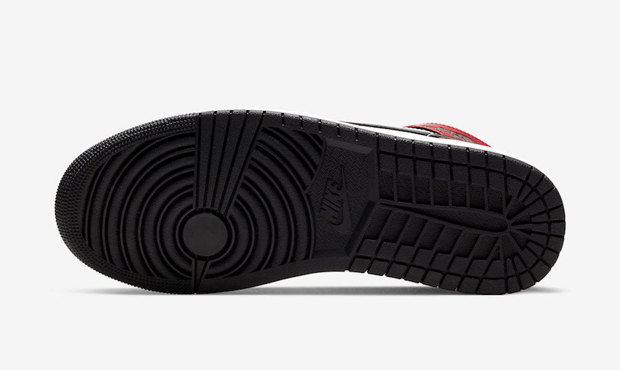 Air Jordan 1 Mid "Chicago Black Toe"