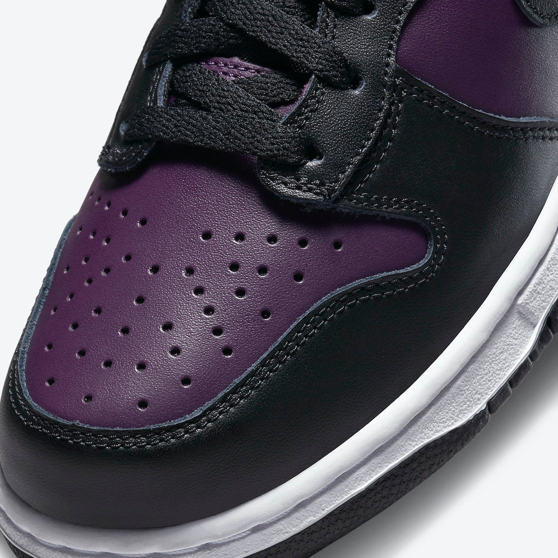 Fragment x Nike Dunk High "Beijing" 2021