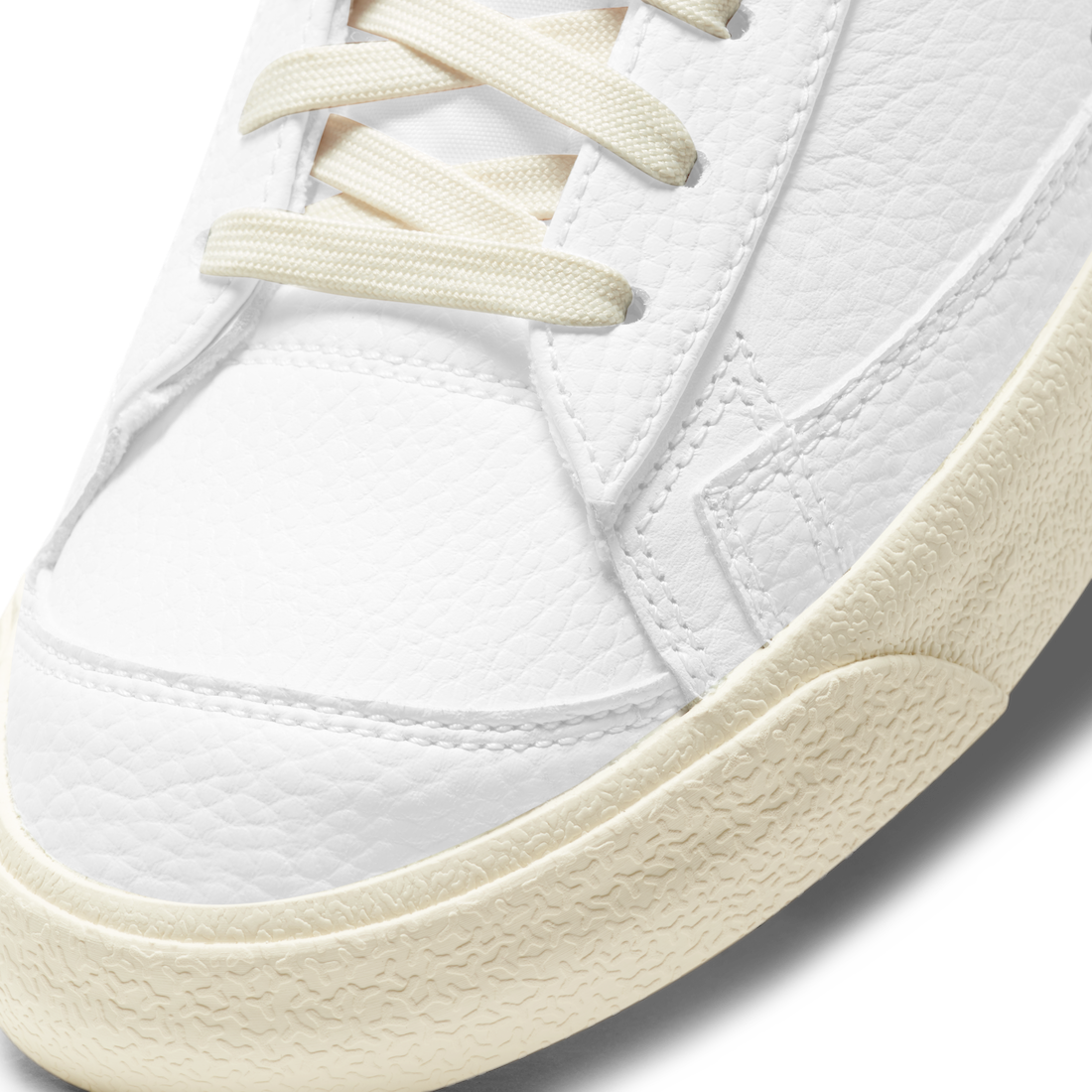 Nike Blazer Mid ’77 “Popcorn”