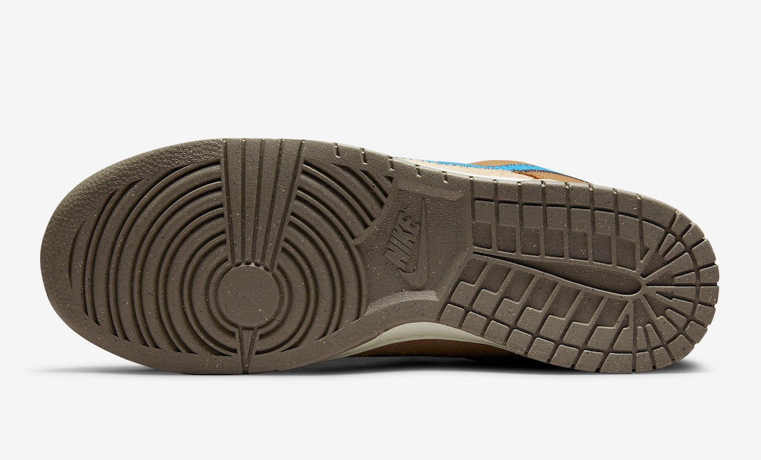 Size? x Nike Dunk Low "Dark Driftwood"