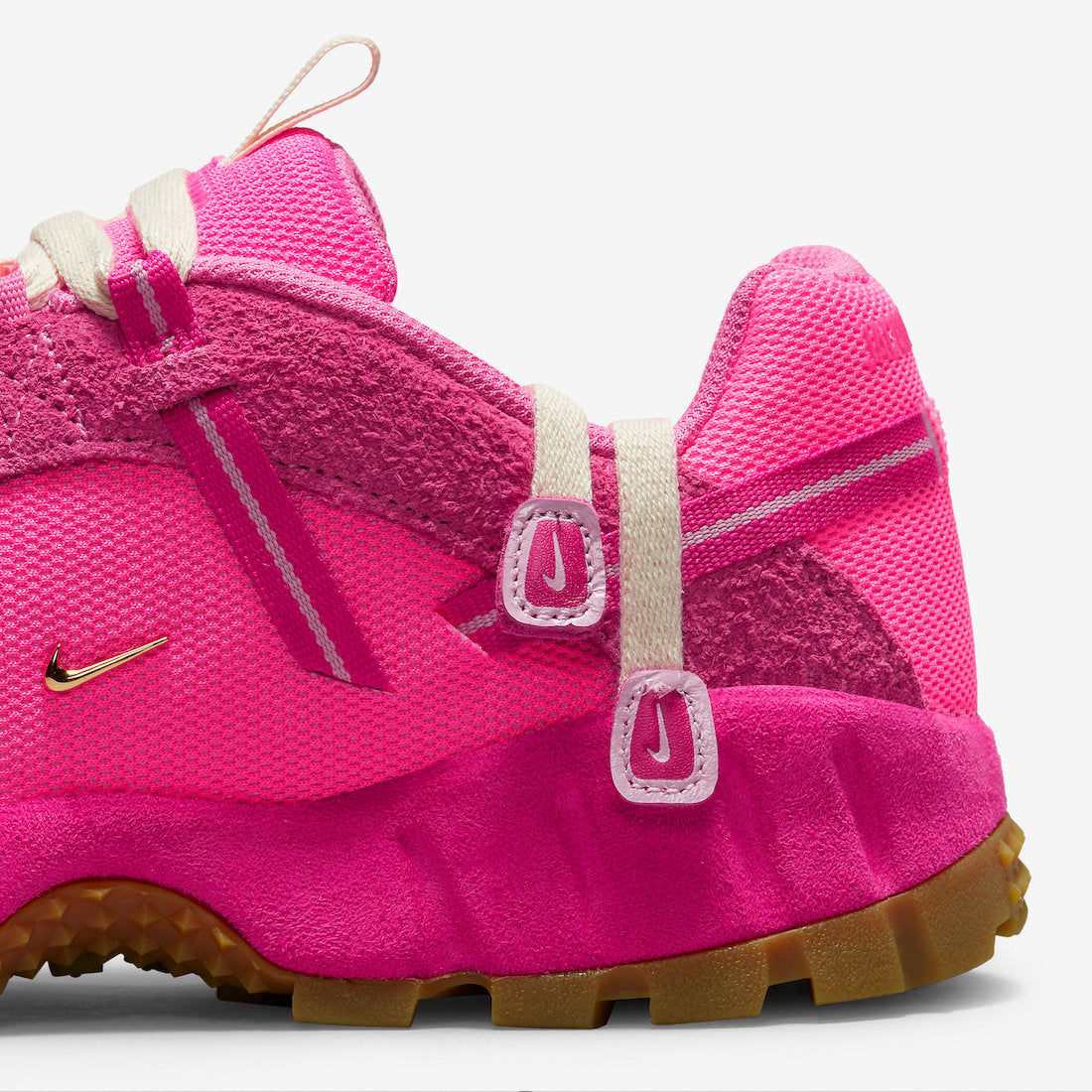 Jacquemus x Nike Air Humara WMNS “Pink Flash”