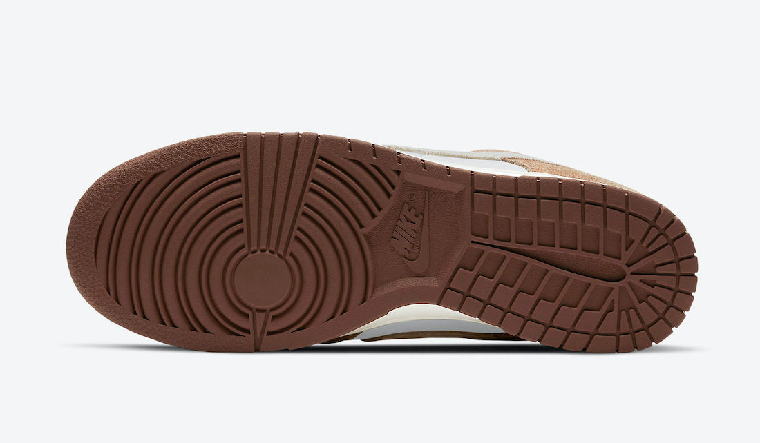 Nike Dunk Low "Medium Curry"