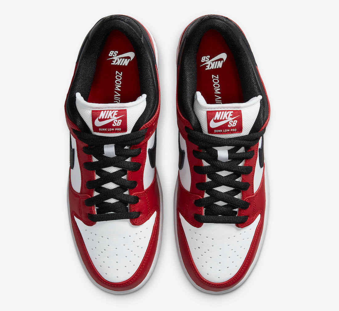 Nike SB Dunk Low “Chicago"