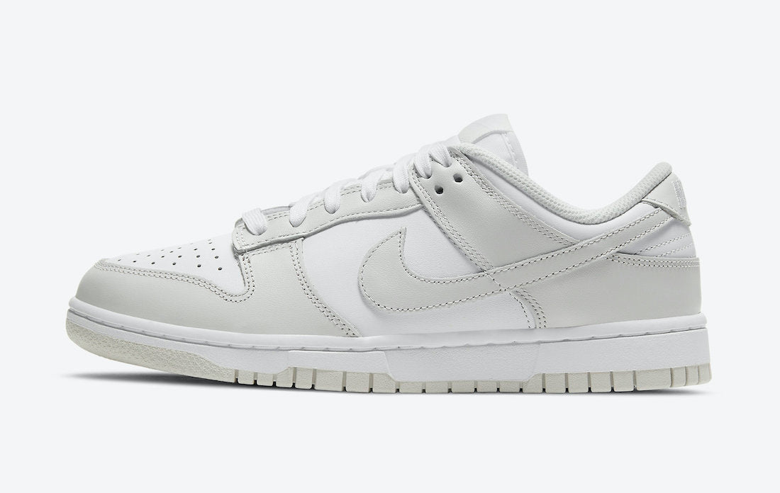 Nike Dunk Low WMNS “Photon Dust”