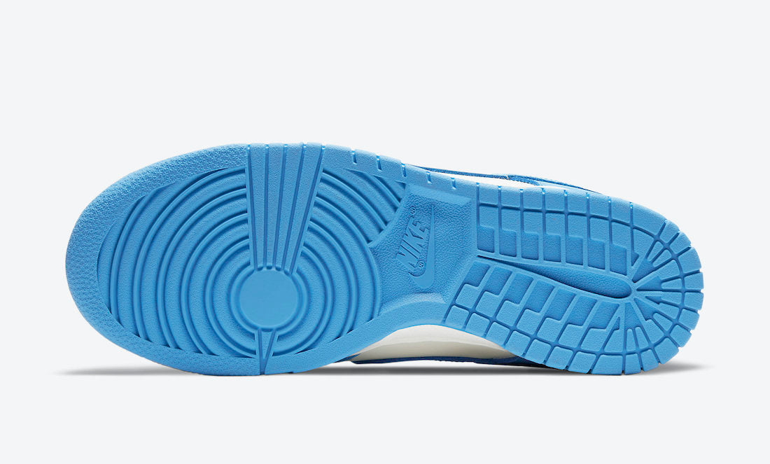 Nike Dunk Low WMNS “Coast“