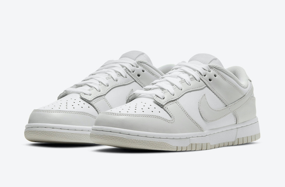 Nike Dunk Low WMNS “Photon Dust”