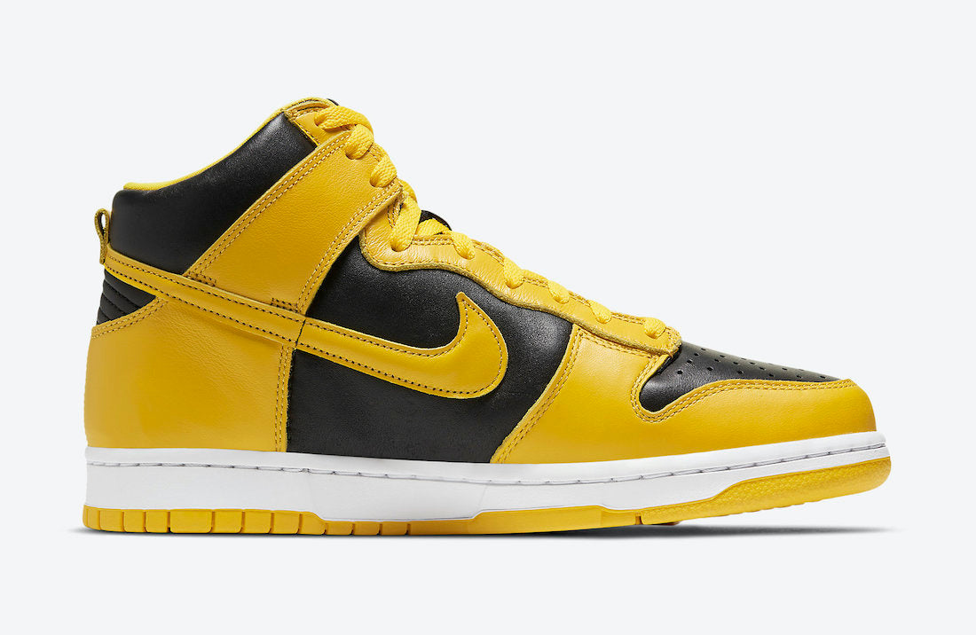 Nike Dunk High “Varsity Maize”